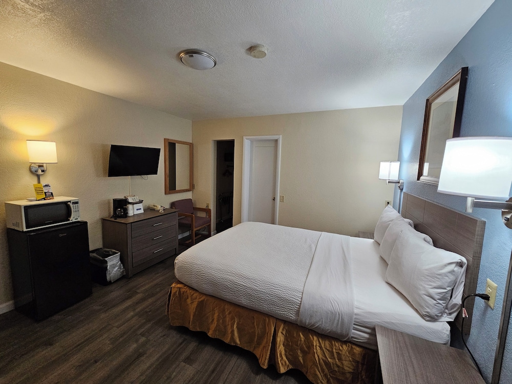 Travelodge by Wyndham Wenatchee - photo 7