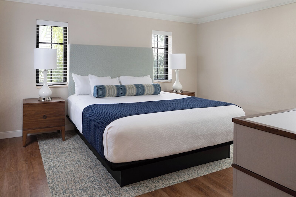 The Atlantic Suites on the Ave - photo 9
