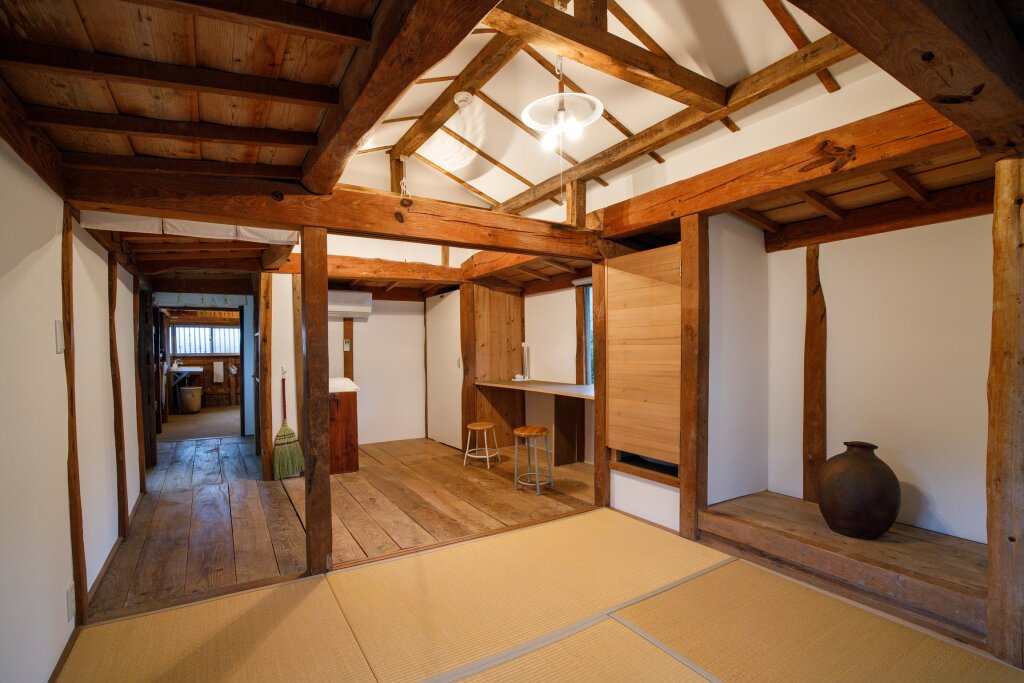 Denpaku Beach View Roof Kakeromajima in Setouchi, Japan