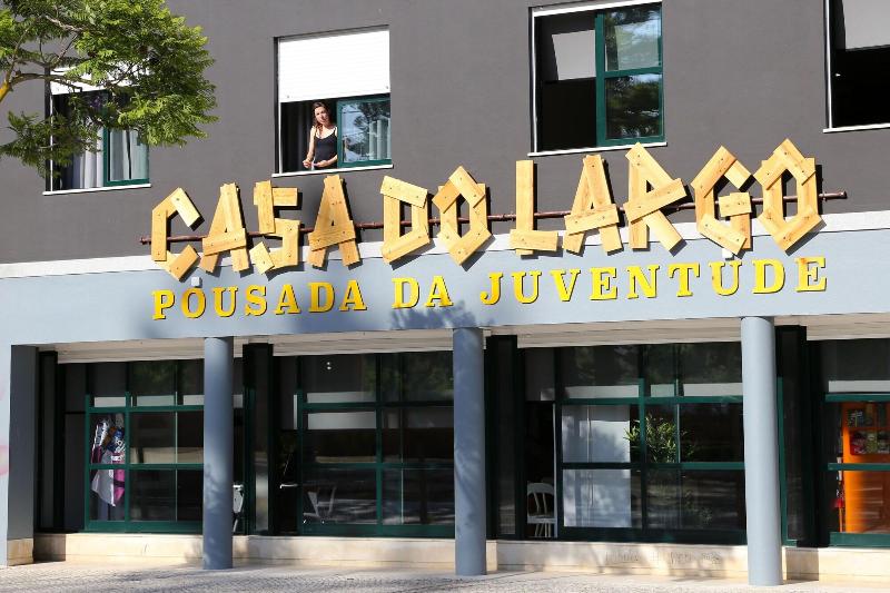 Hi Setubal Pousada De Juventude Casa Do Largo — 4-Star Luxury Hotel in Setubal, Portugal