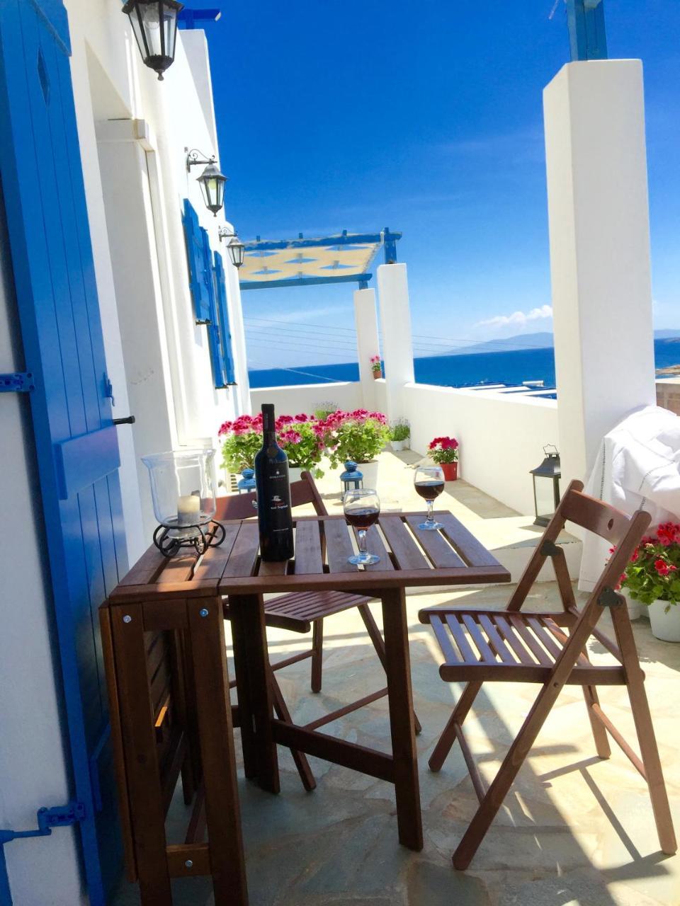 Thalia Apartment — 4-Star Luxury Hotel in Paros, Greece