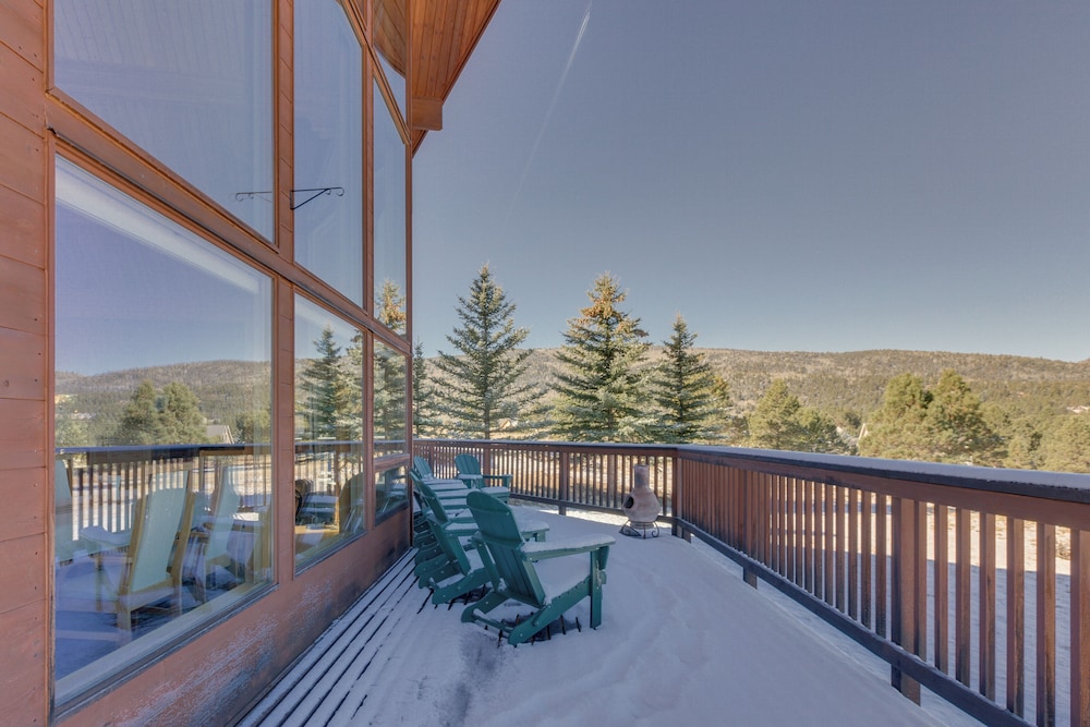 3 Mi to Ski Resort: Spacious Angel Fire Retreat - photo 16