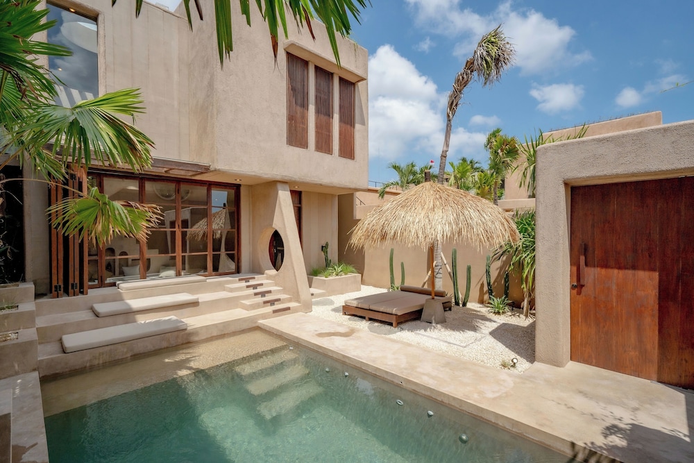 Villa Mapu at Bocoa Villas — 4-Star Luxury Hotel in Canggu, Indonesia