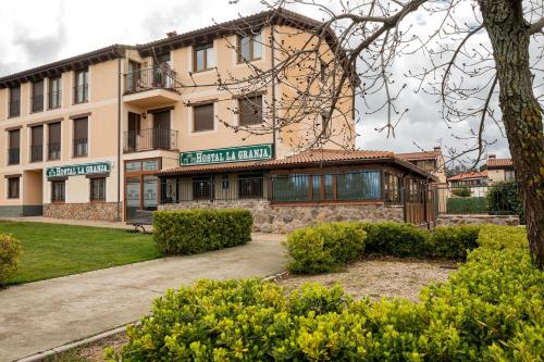La Granja Hotel — hotel in Palazuelos De Eresma