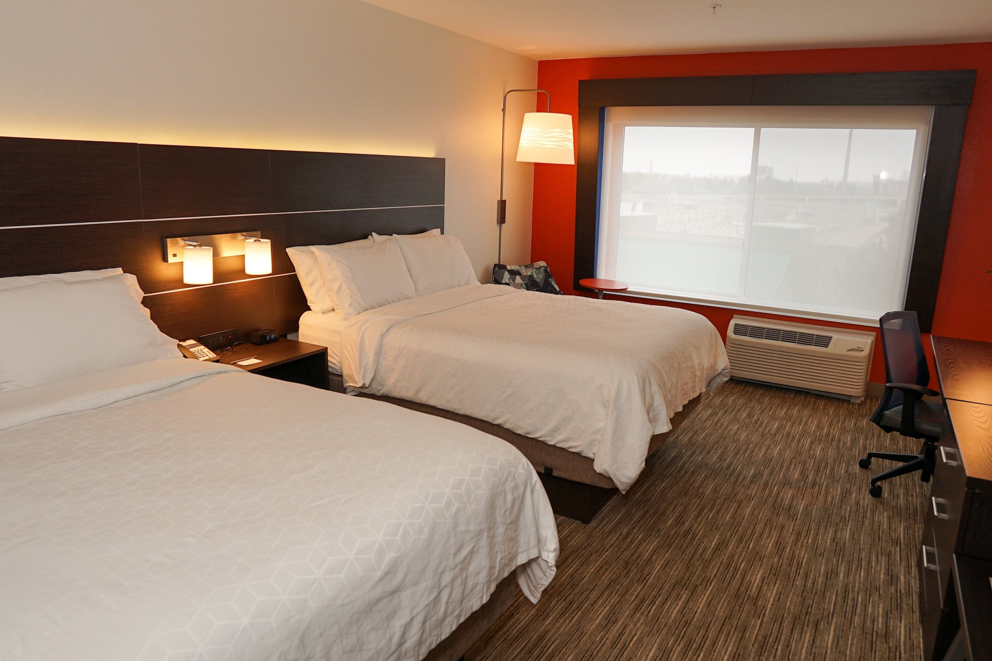 Holiday Inn Express & Suites Denver Aurora Medical Campus - photo 69