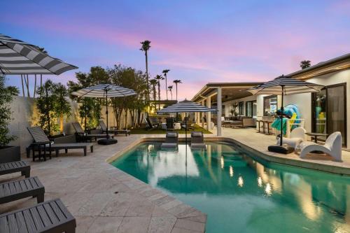 Bella Palma Elegance & Style with Putt Pool & Spa in Scottsdale, United States