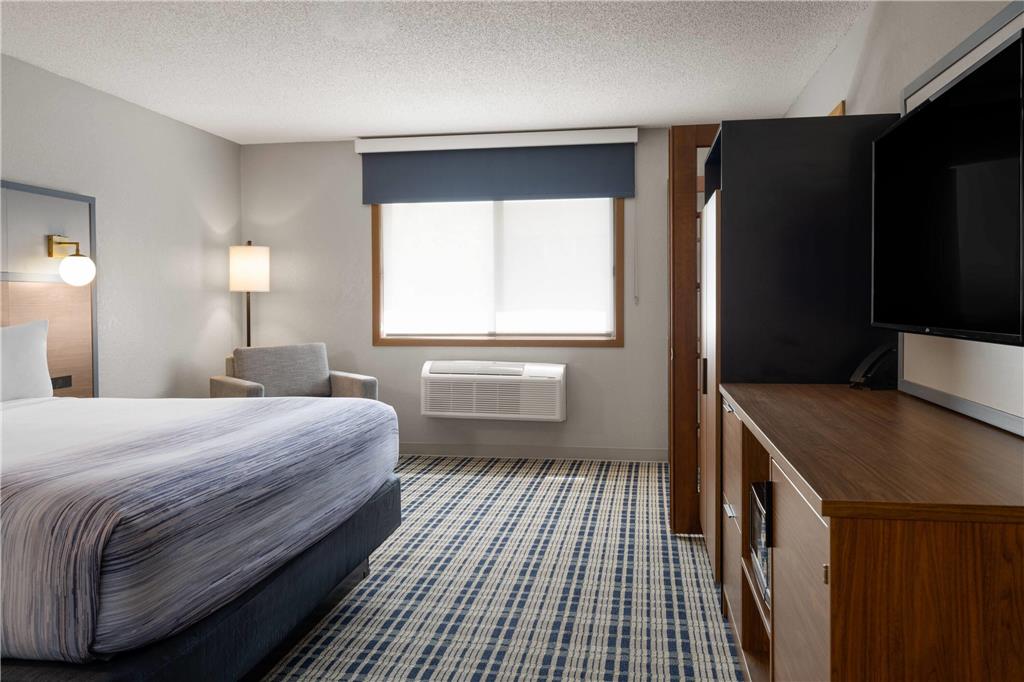AmericInn by Wyndham Alexandria - photo 31