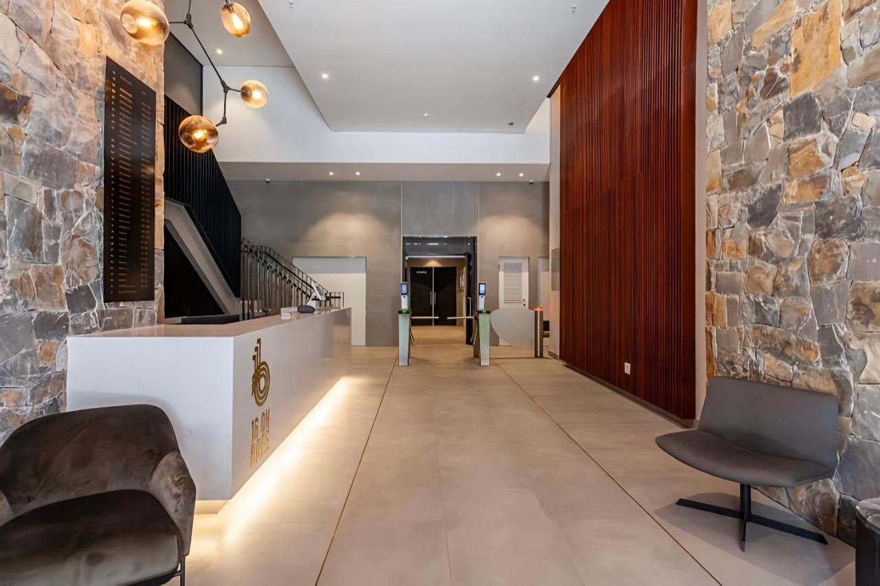 CozyNest in the Heart of Cape Town