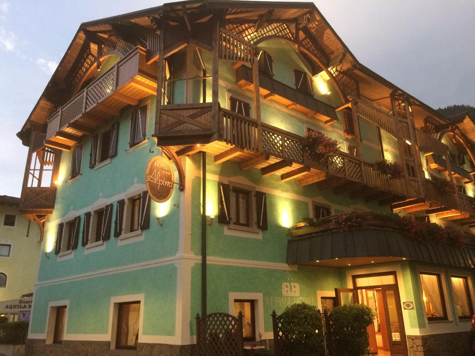 Hotel Alpina — Pinzolo