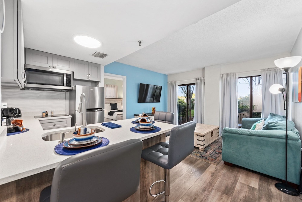 The Enclave Hotel and Suites - featured photo