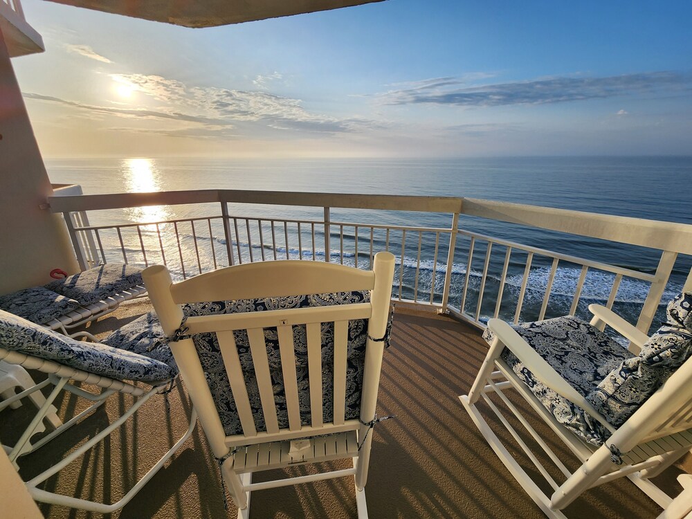 1405 Waters Edge Resort 1 Bedroom Condo by RedAwning - photo 28