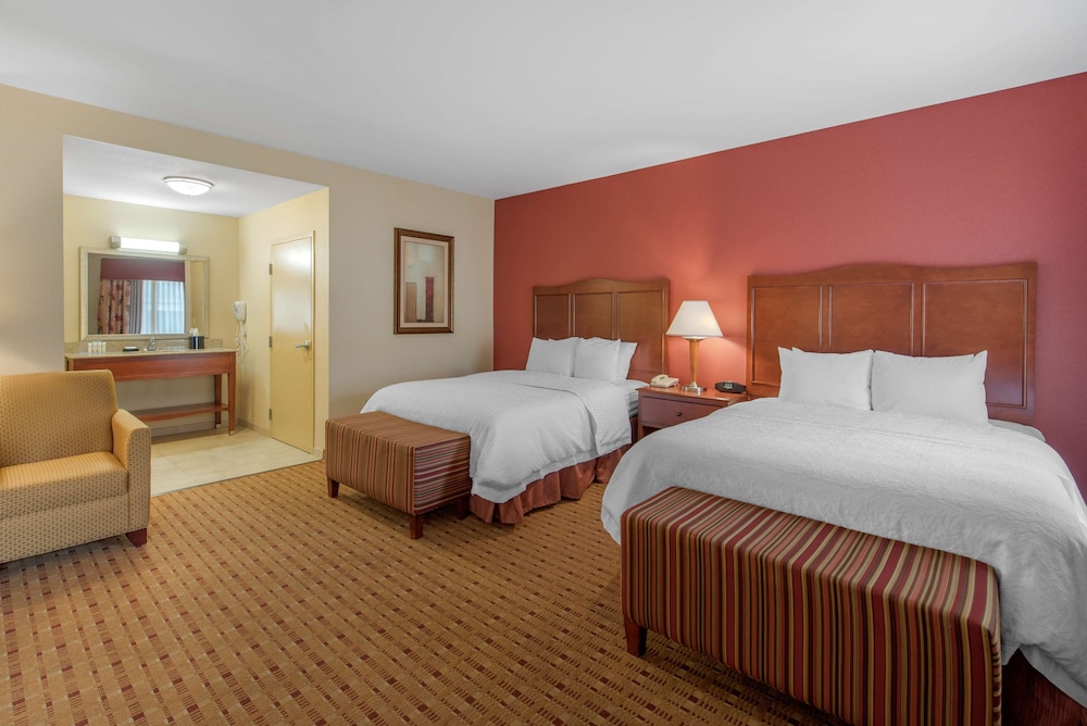 Hampton Inn & Suites Arcata - photo 35