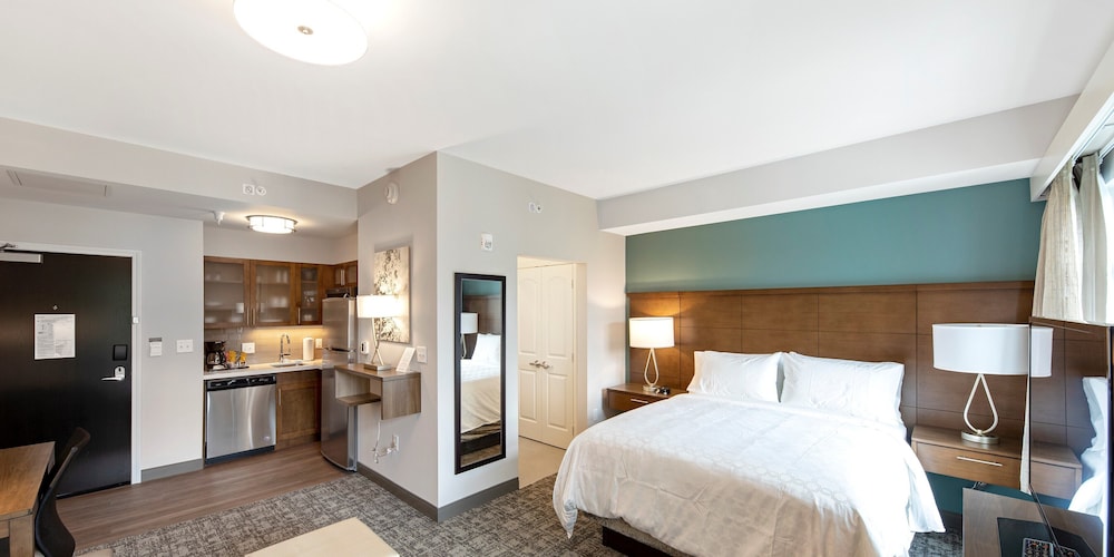Staybridge Suites Naples Marco Island by IHG - photo 13