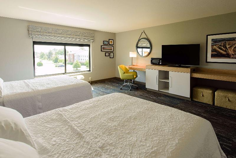 Hampton Inn Superior Duluth - photo 21
