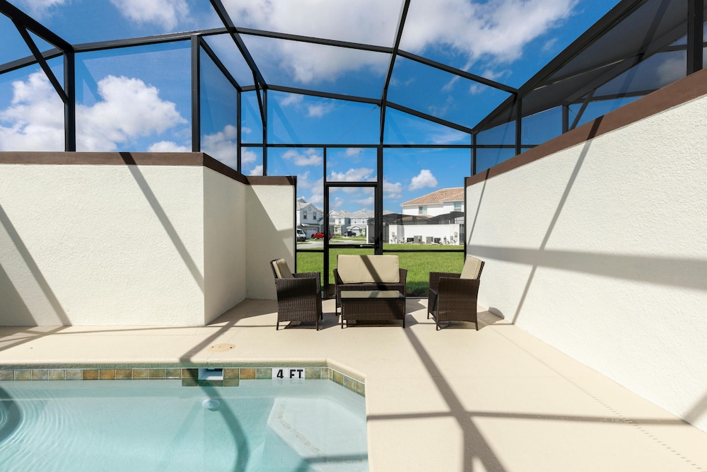 8922SID The Retreat at Champions Gate — 4-Star Luxury Hotel in Davenport, United States