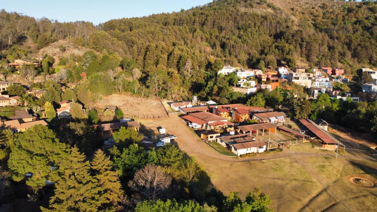 Cabaña José en granja los nogales in Patzcuaro, Mexico