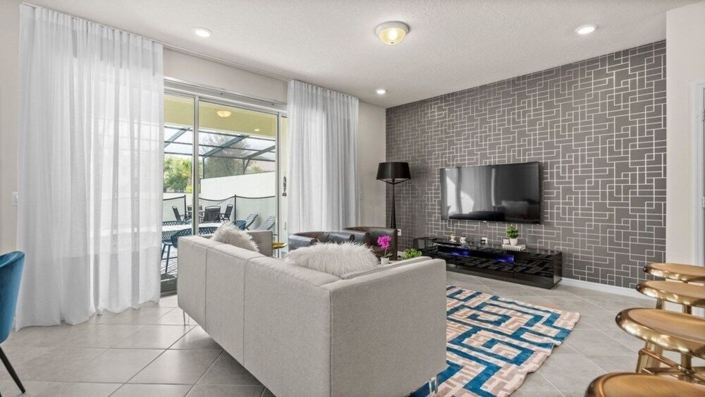 Fun For The Whole Family Townhome At Solterra Resort 5 Bedroom Townhouse by Redawning - photo 17