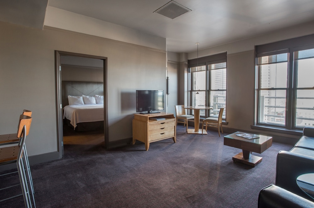 Magnolia Hotel Dallas Downtown - photo 35