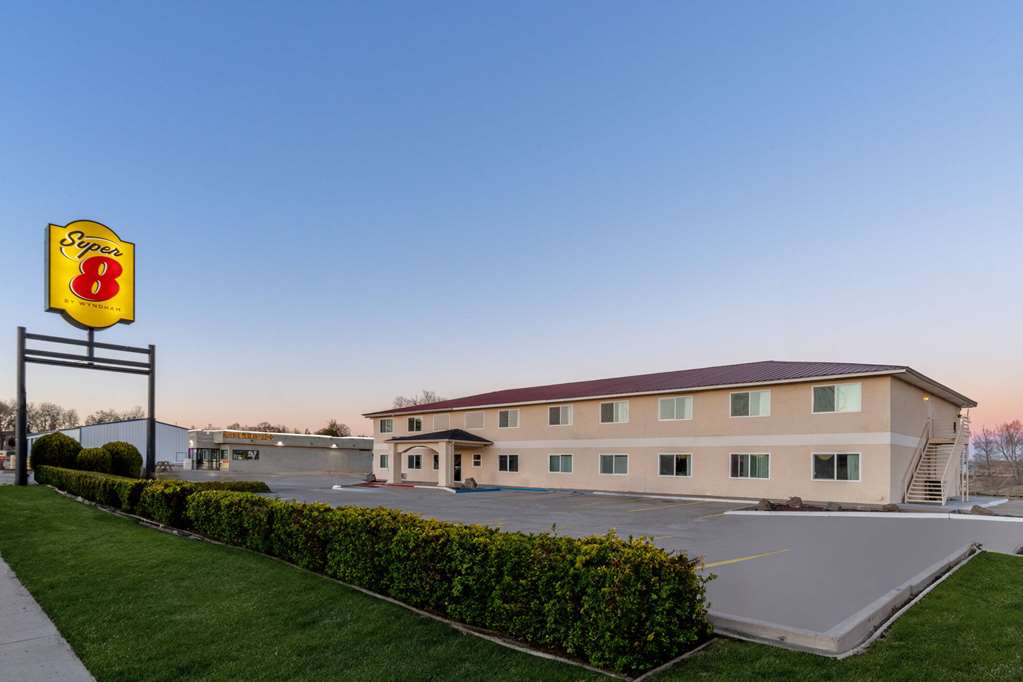 Super 8 by Wyndham Clayton - photo 2