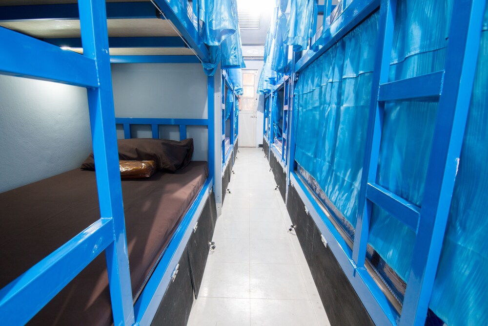Vr Hostel สะพานควาย
