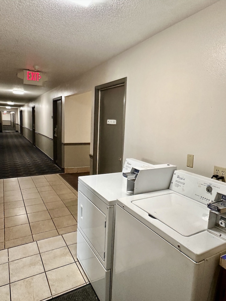 Denison Hotel - photo 13