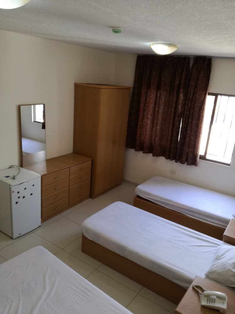 Almohandes Hotel apartment — Amman — photo 4