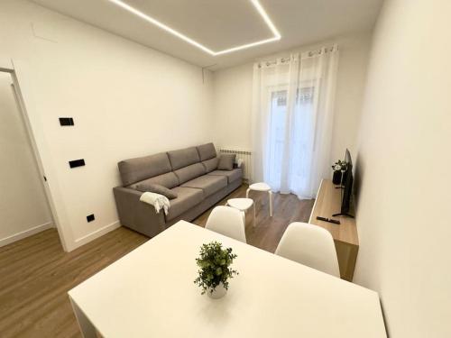Vivienda Centrica Junto Al Museo — Burgos