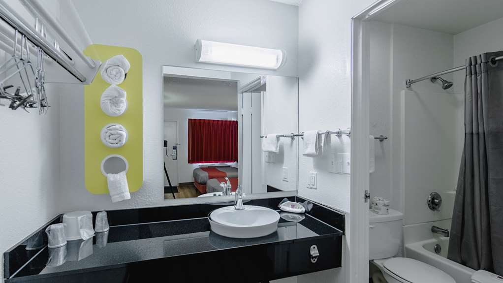 Motel 6 Medford OR North - photo 18
