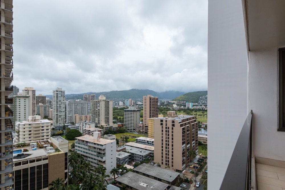 Waikiki Banyan High Level Condo with Private Lanai by Koko Resort Vacation Rentals - photo 132