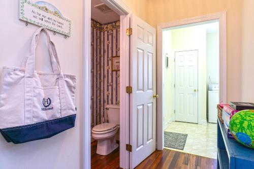 Beach Joy by Oak Island Accommodations - photo 2