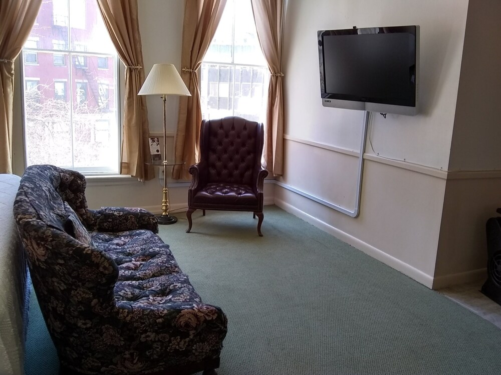 The Charles Inn at Vacationland Inns - photo 59