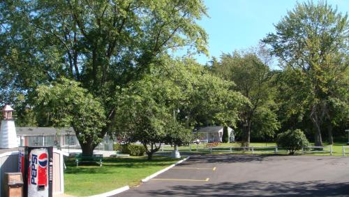 Beachway Motel - photo 22