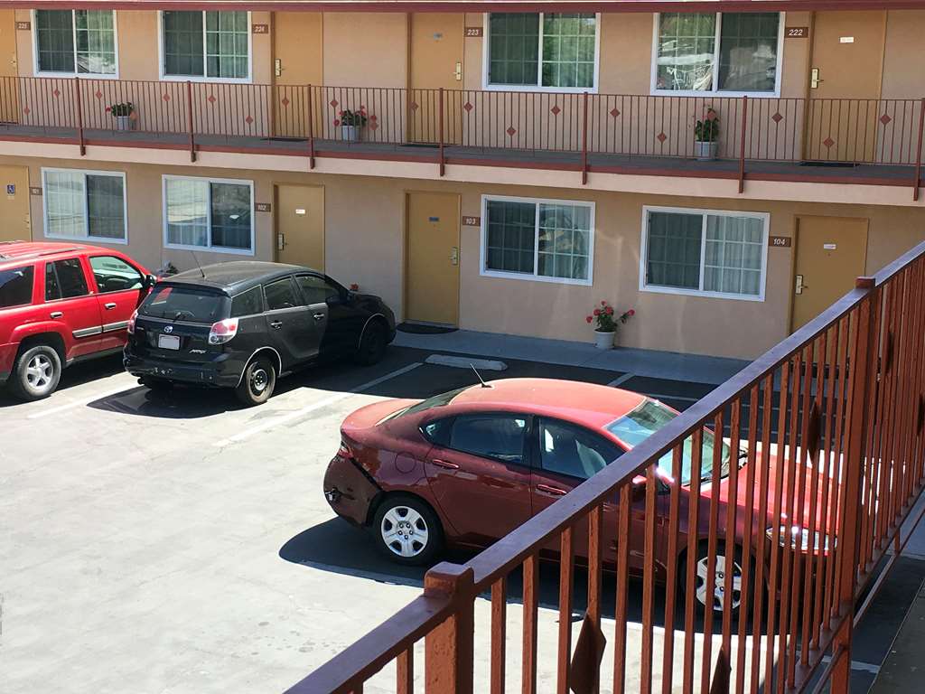 Americas Best Value Inn Beaumont CA - photo 3