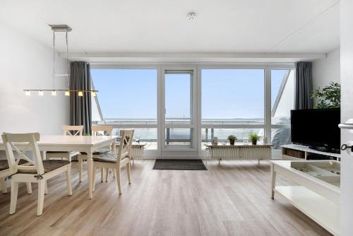 Ferienwohnung Meerblick — 4-Star Luxury Hotel in Strande, Germany