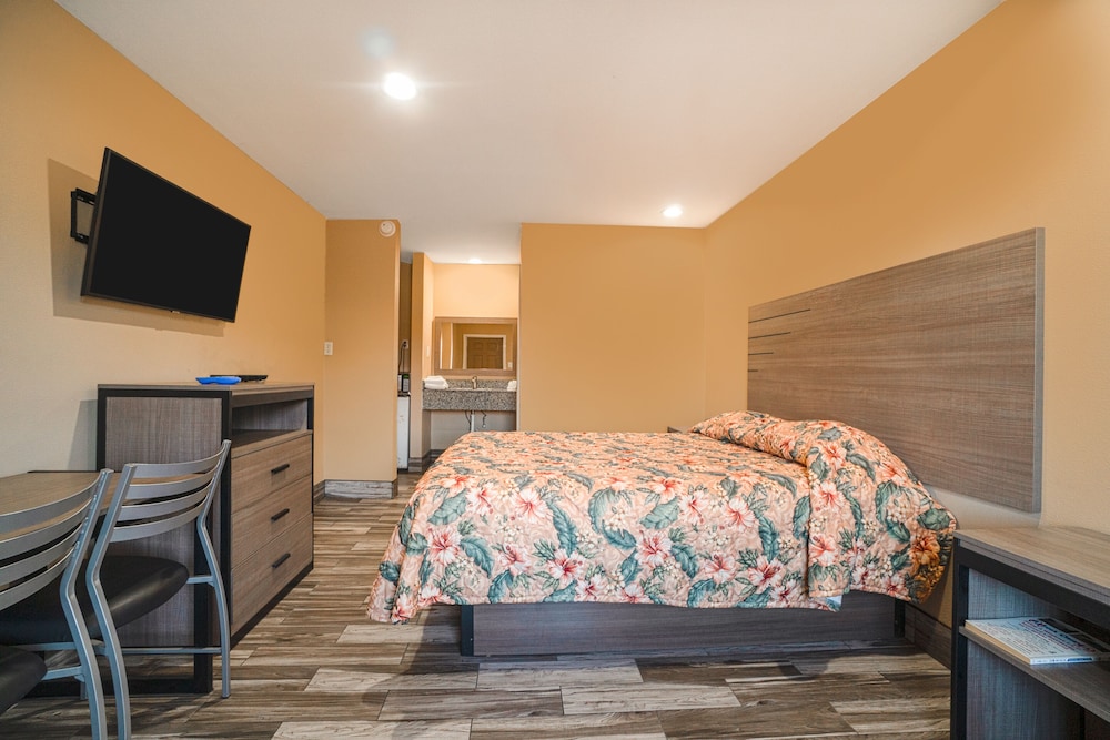 Days Inn by Wyndham Aransas Pass - photo 18