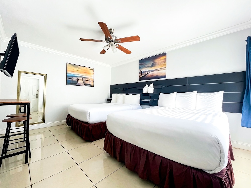 Hollywood Beach Hotels - photo 11