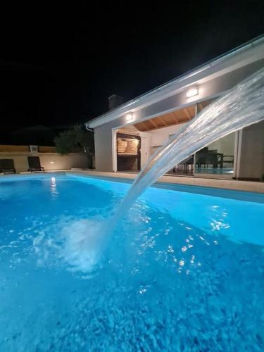 Kuca za odmor Feniks — 4-Star Luxury Hotel in Polaca, Croatia