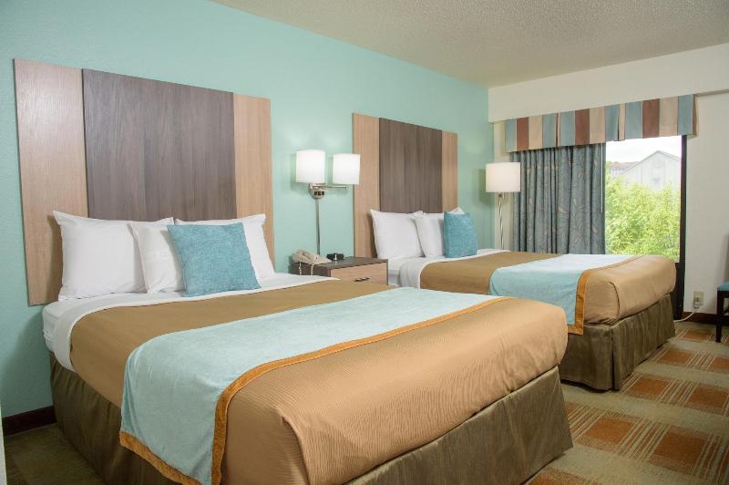 Pigeon River Inn - photo 56