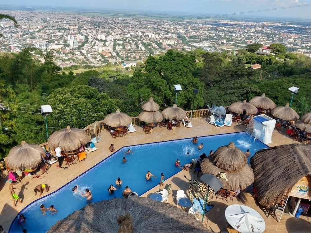 El Arca de Noe Cali Cristo Rey in Cali, Colombia