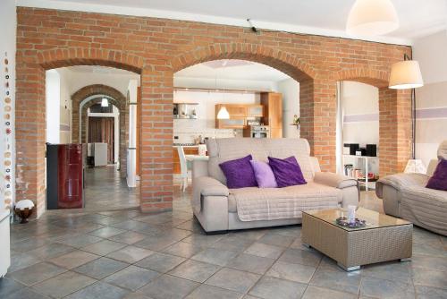 Dolce Vita — 4-Star Luxury Hotel in Castell'alfero, Italy
