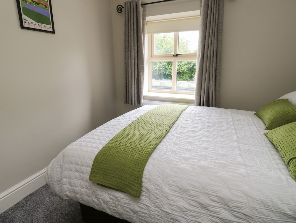 The Moorings — Wakefield — photo 4