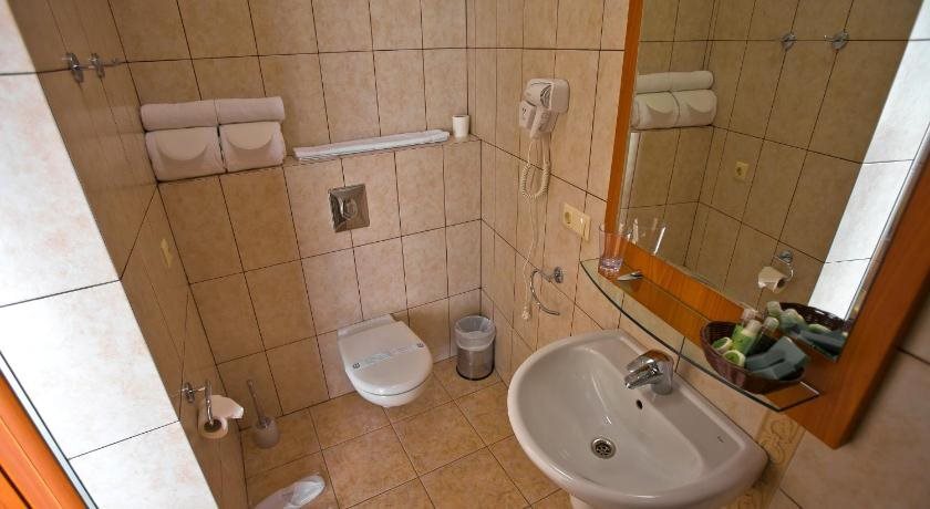 Elizium Park Hotel — Pivdenne — photo 5