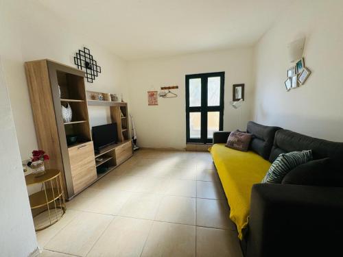 Apartment Close To Beach And Stjulians 18954174 — Naxxar
