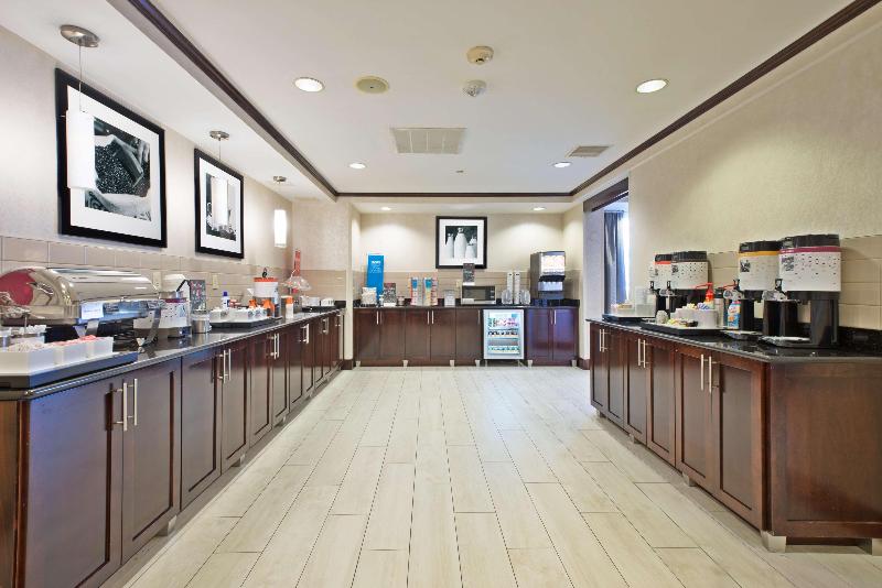 Hampton Inn by Hilton Gainesville Haymarket - photo 123