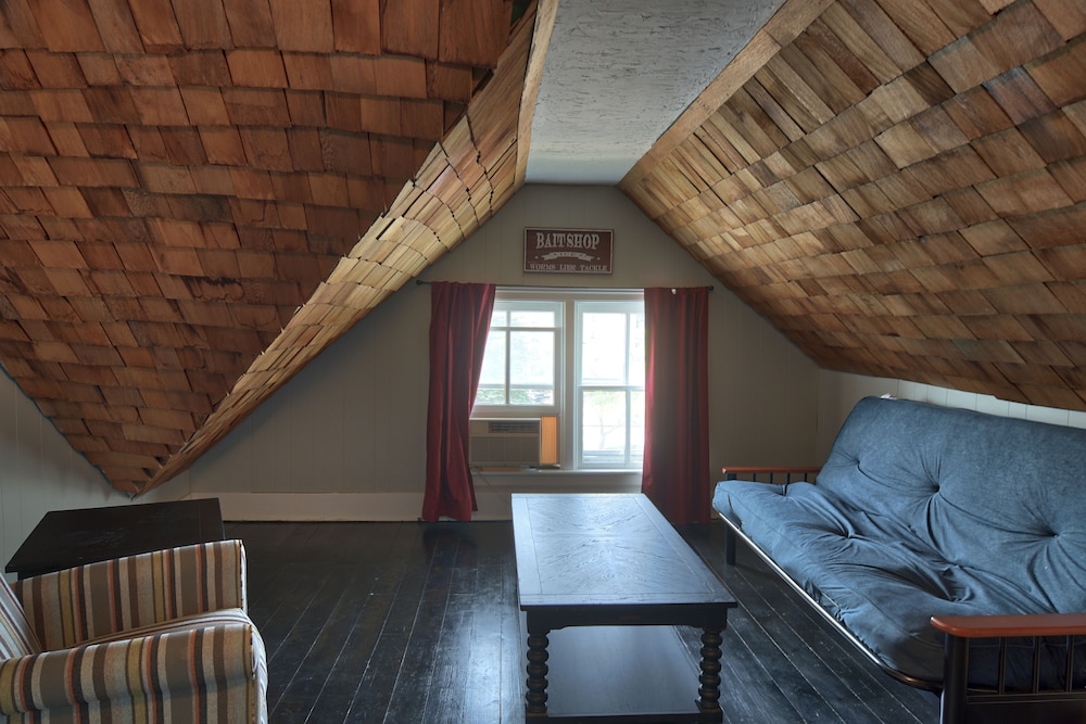 Charlevoix House - photo 19