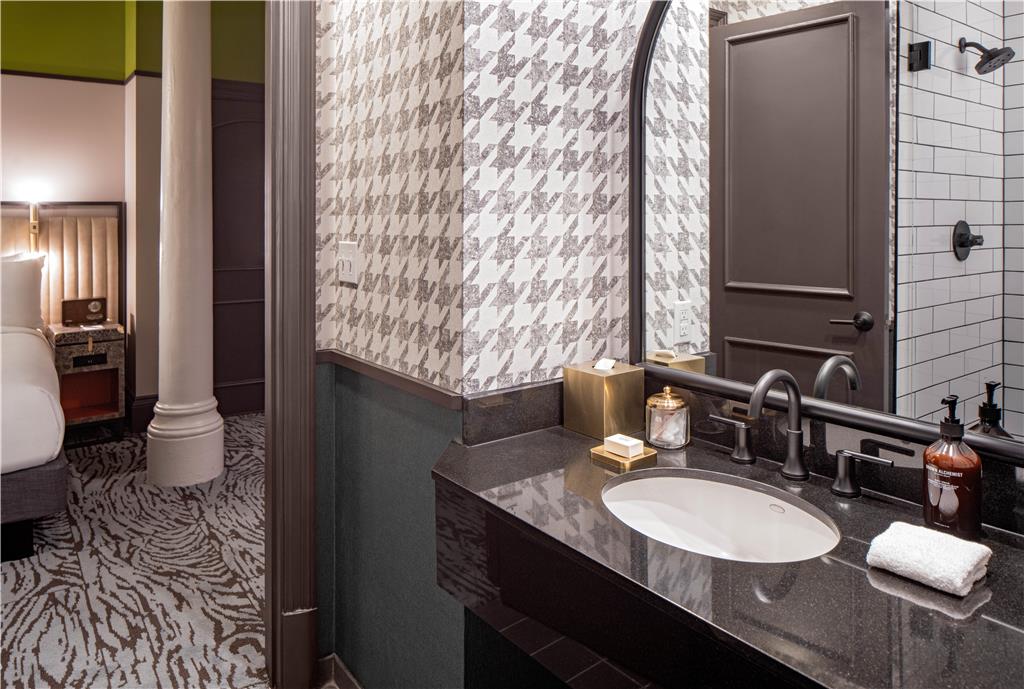 The Pelham Hotel - photo 24