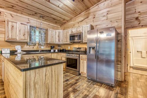 Ooglie Bear Hot Tub WIFI Free Attraction Tickets - photo 6