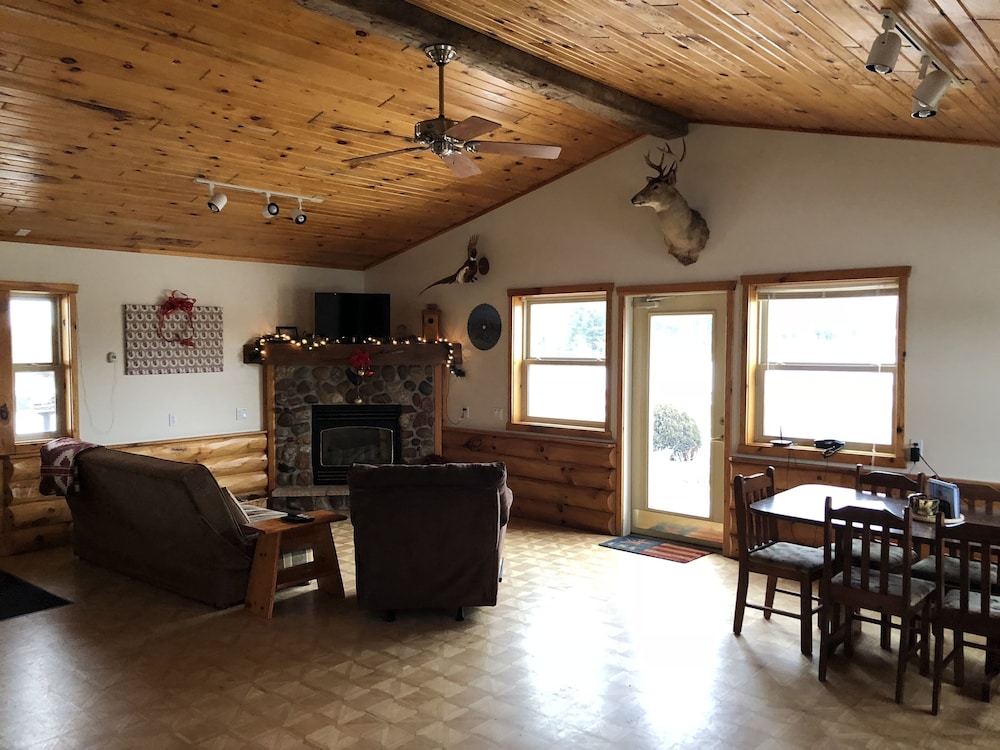 Sunset Pines Resort - photo 17