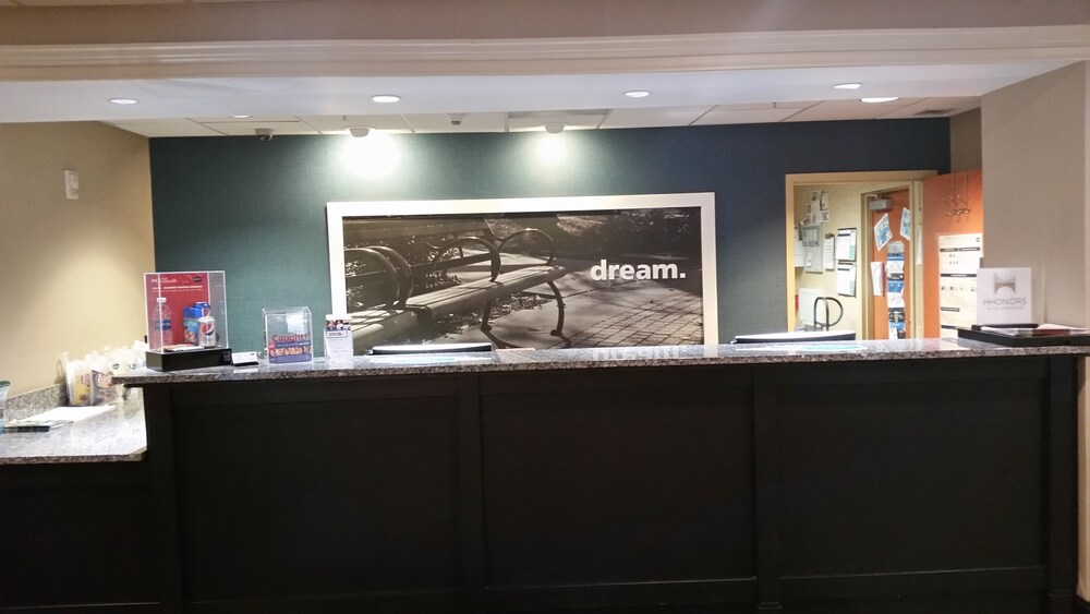 Hampton Inn Cortland - photo 7