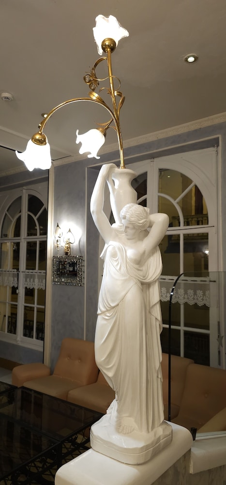 Hotel Corona Lourdes in Lourdes, France